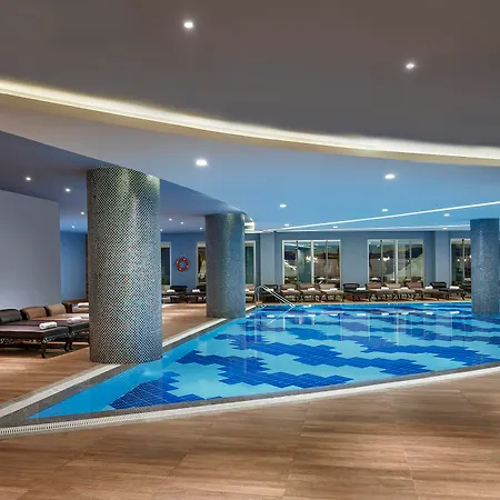 Отель Botanik Platinum 5*